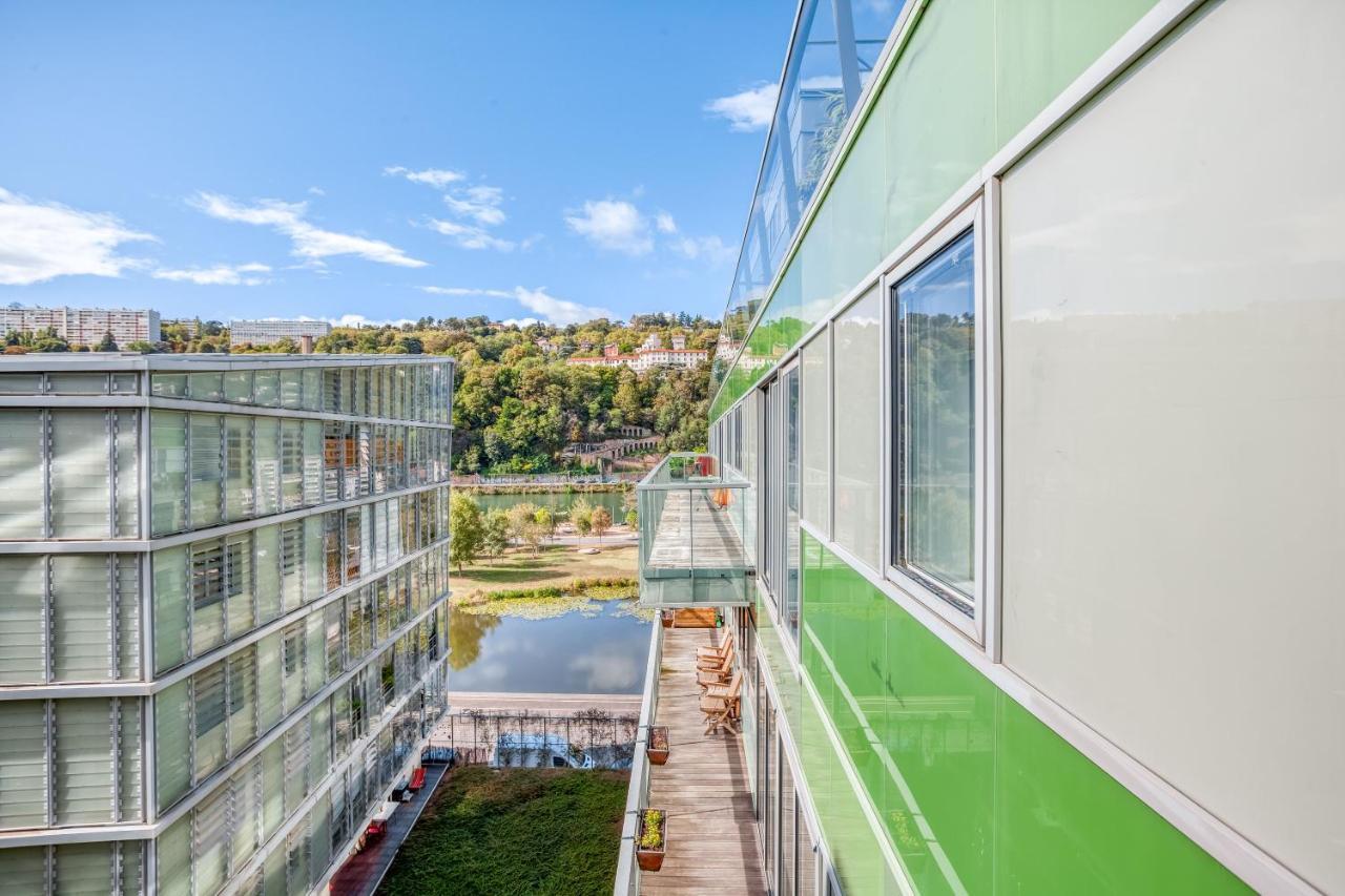 Lyon Confluence - Duplex Au Calme Avec Parking Prive En Option Διαμέρισμα Εξωτερικό φωτογραφία